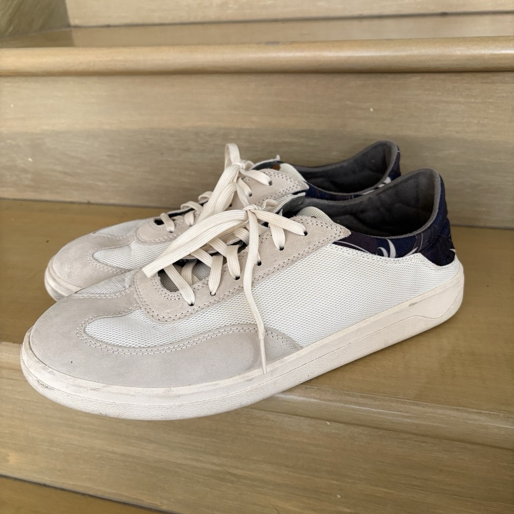 OluKai Punini Off White Aloha 10514-18HA Men's Size 11.5 White Floral Grey Cream